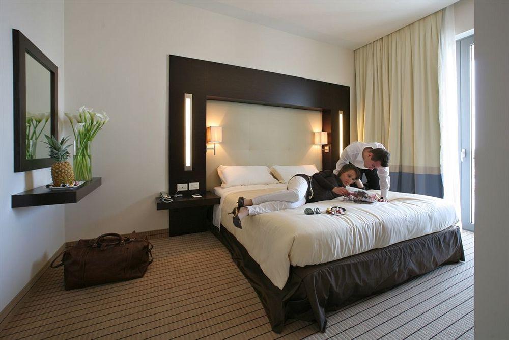 Hotel & Residence Villa Bartolomea Luaran gambar