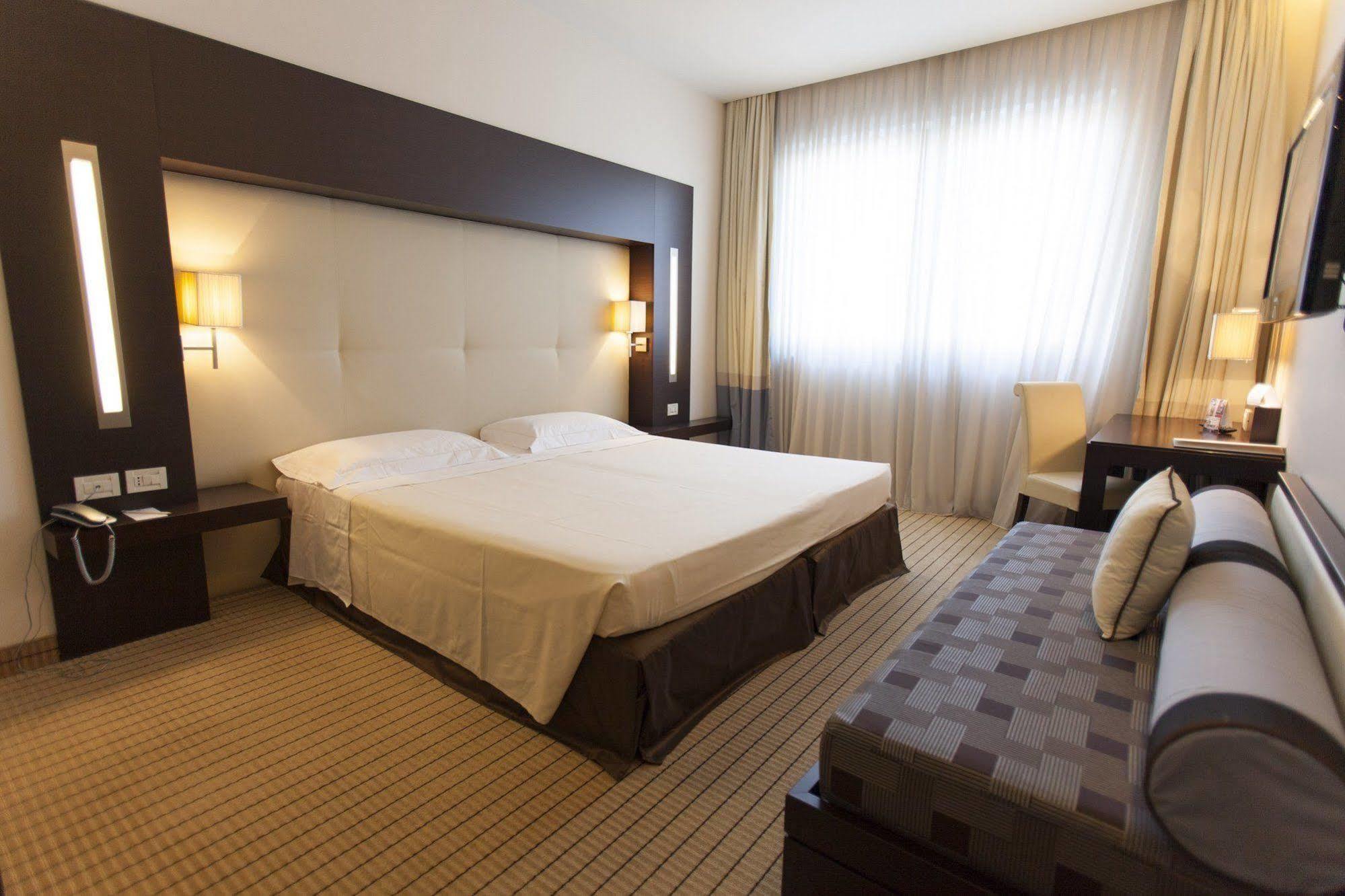 Hotel & Residence Villa Bartolomea Luaran gambar